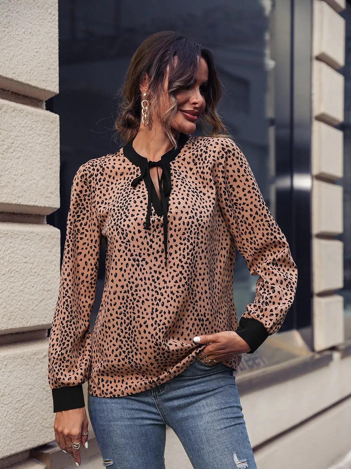 Animal Print Contrast Trim Tie Front Blouse – Bold & Stylish, featuring a chic tie front detail and trendy leopard print.