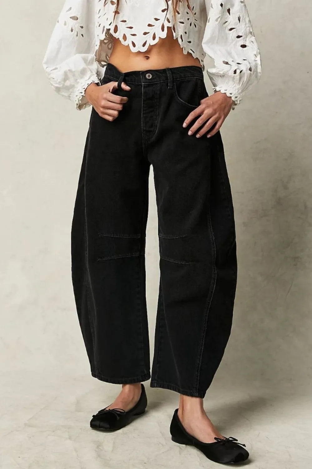Wide Leg Jeans with Pockets for Everyday Casual Style, featuring buttoned design and front pockets.