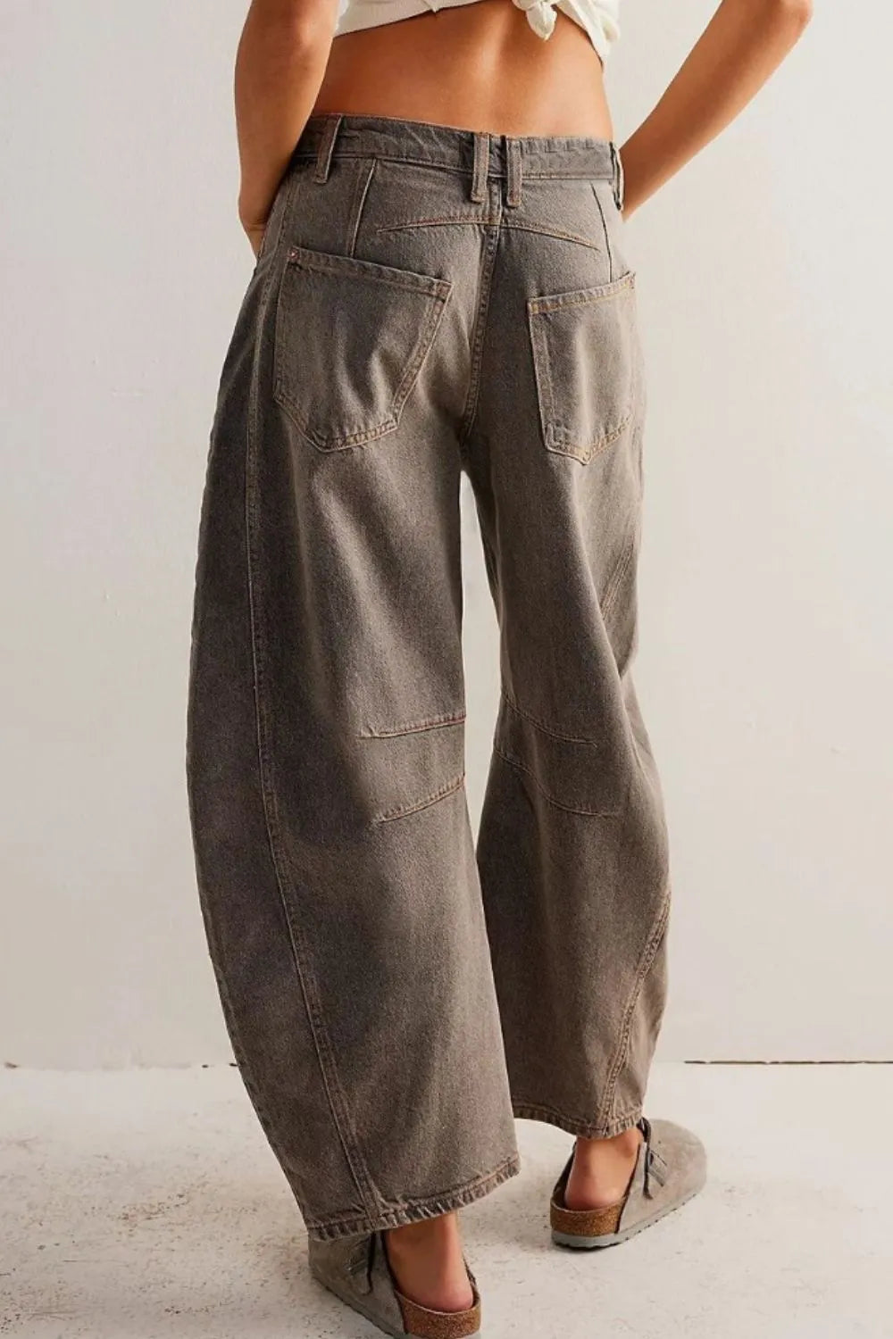 Wide Leg Jeans with Pockets in gray, showcasing a back view with pocket details for everyday casual style.